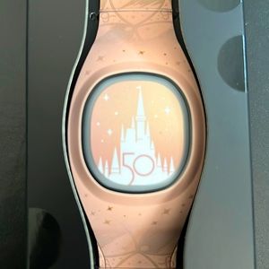 Disney Cinderella Castle MagicBand+
Walt Disney World 50th
Anniversary